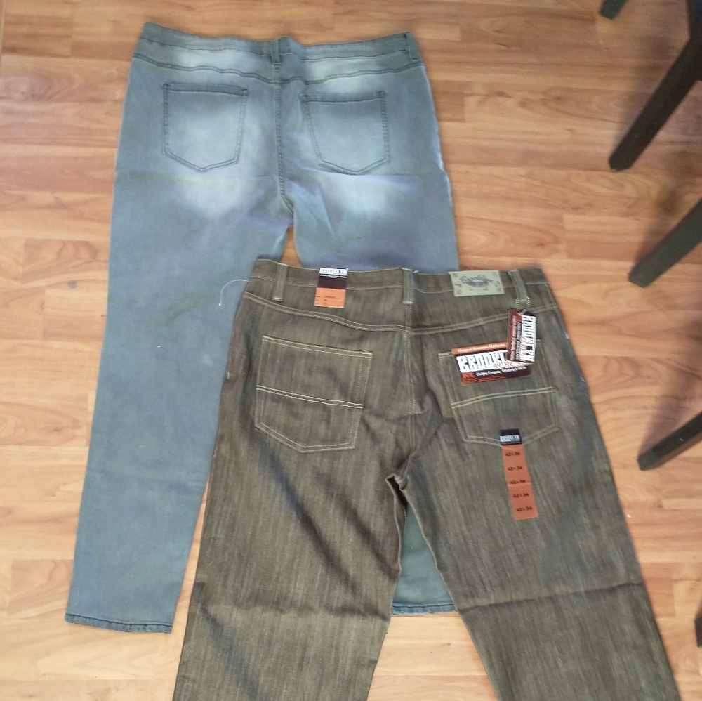2 pairs of men's Jeans size 42x34 fashion Nova, Brooklyn Express